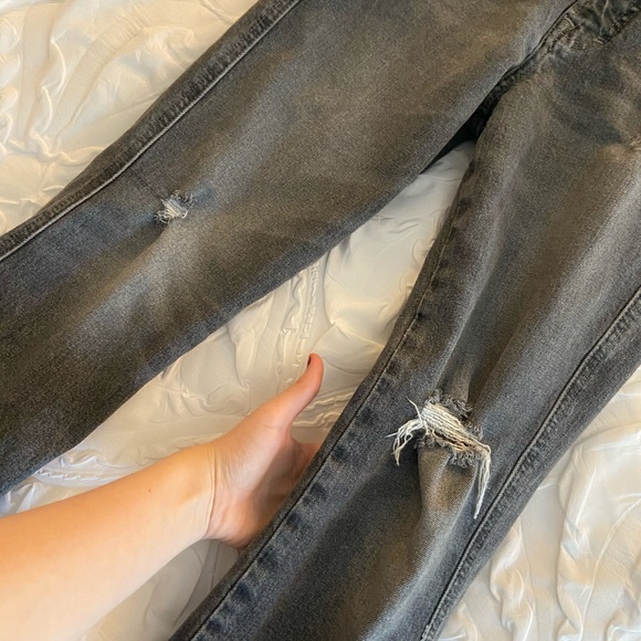 Lucky Brand High Waisted Grey Jeans - Picture 2 of 4